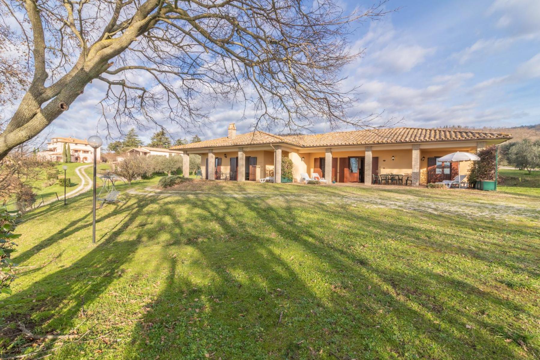 Agri Relais Il Poderaccio Di Bolsena Bagian luar foto