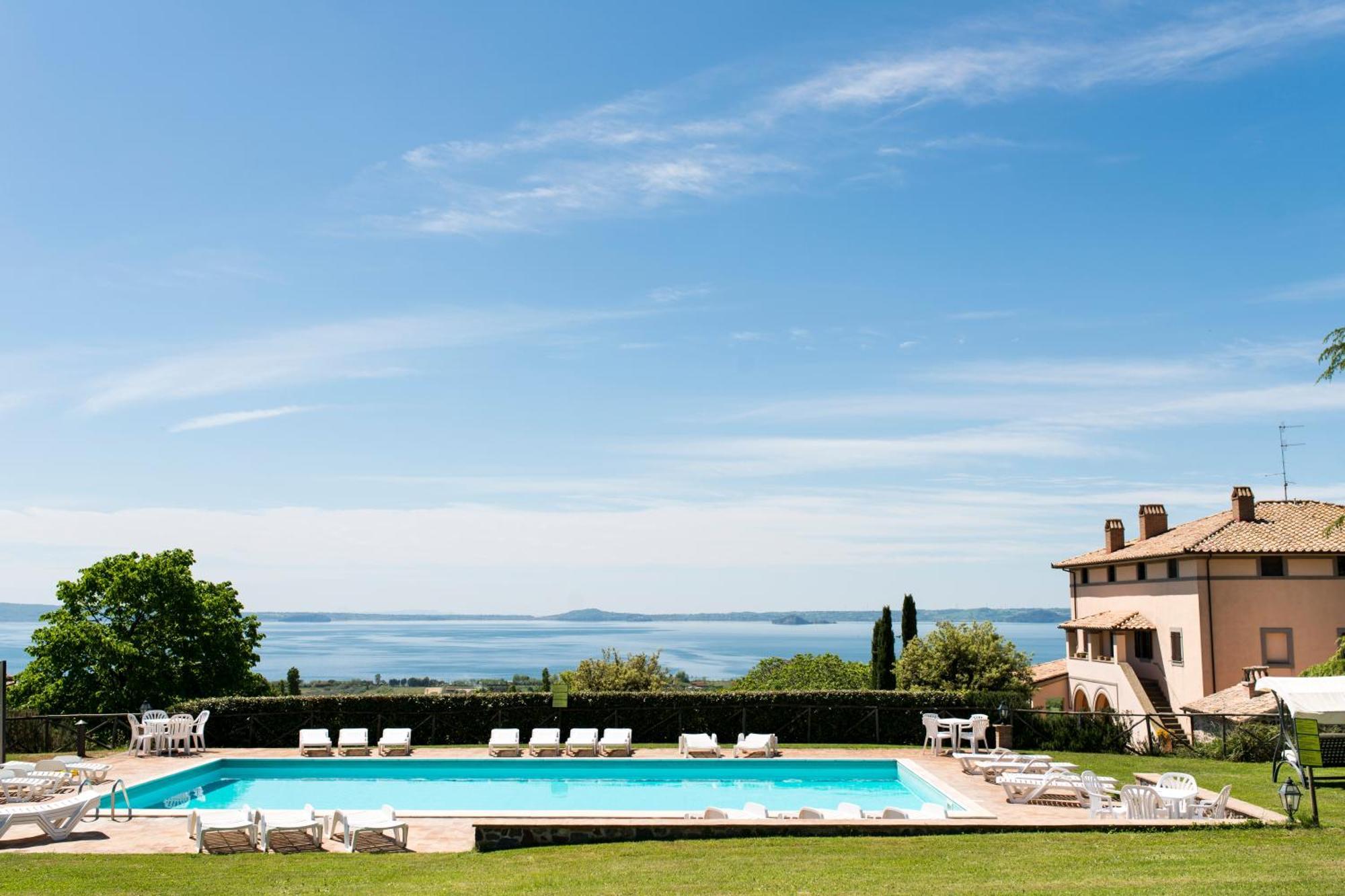 Agri Relais Il Poderaccio Di Bolsena Bagian luar foto