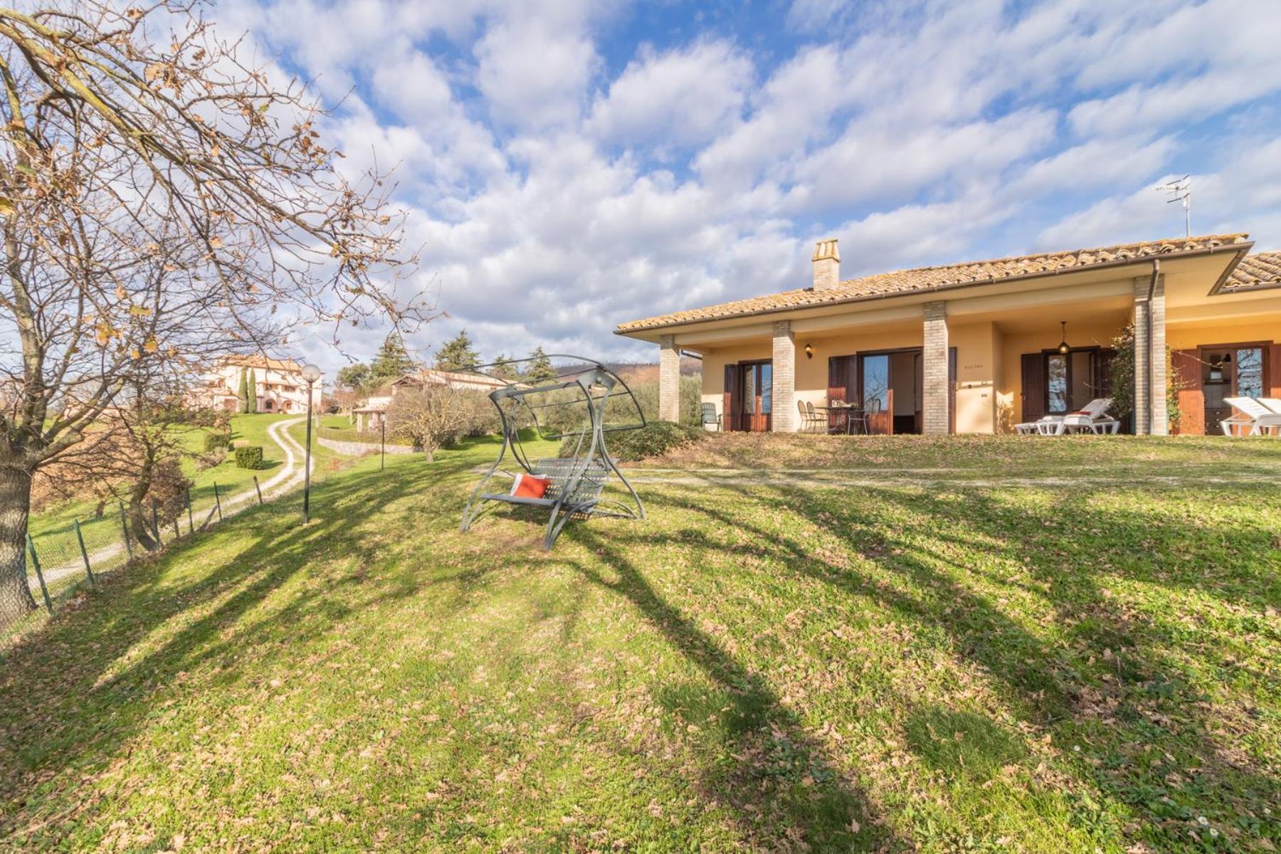 Agri Relais Il Poderaccio Di Bolsena Bagian luar foto