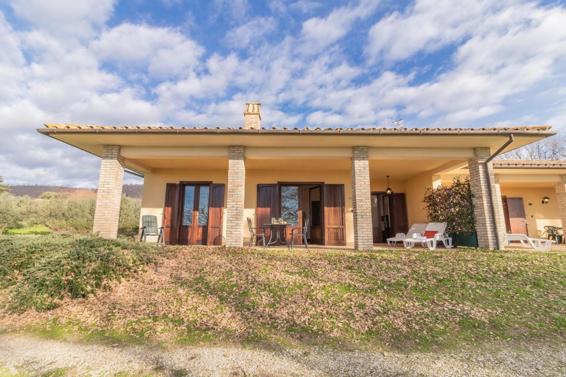 Agri Relais Il Poderaccio Di Bolsena Bagian luar foto
