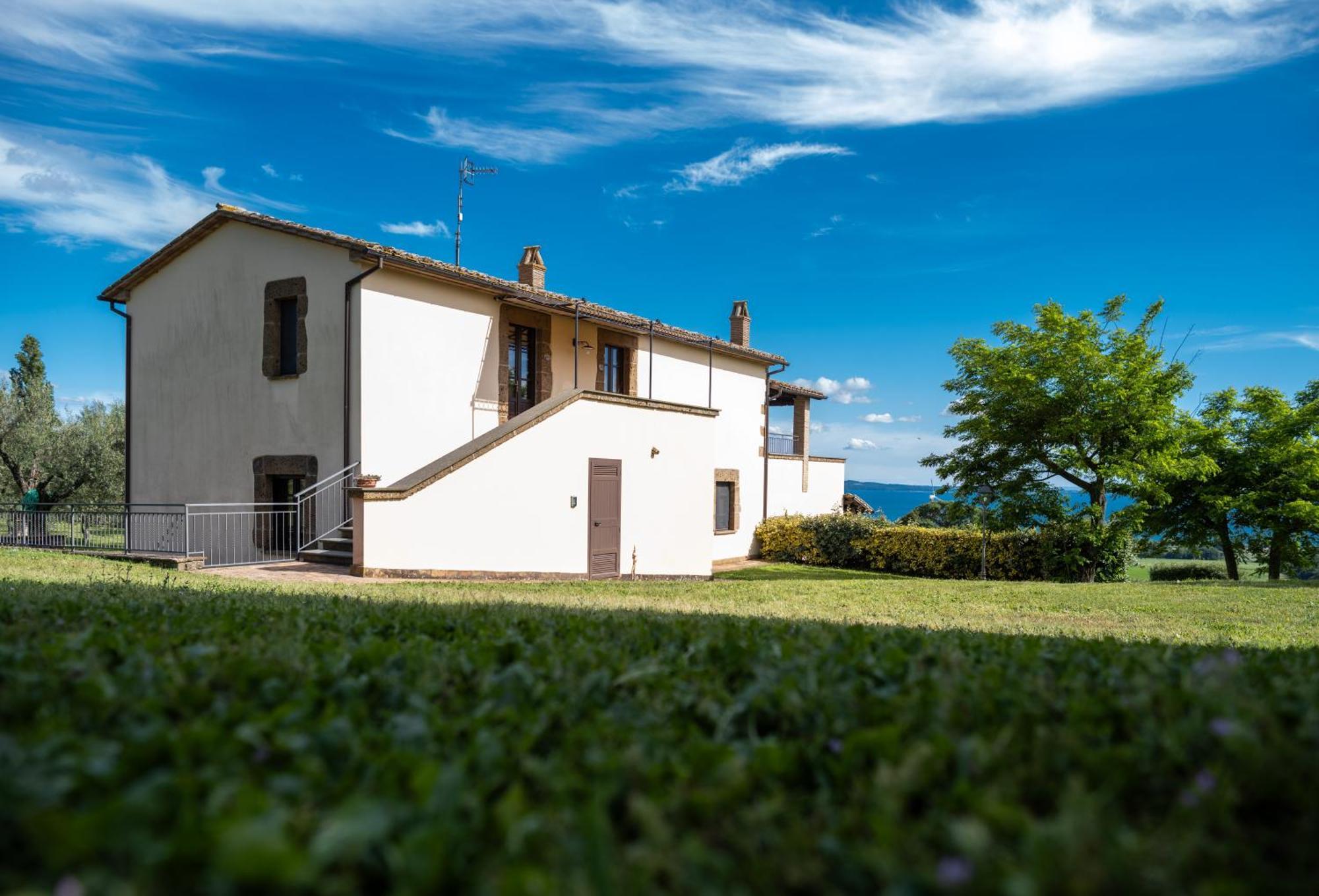 Agri Relais Il Poderaccio Di Bolsena Bagian luar foto