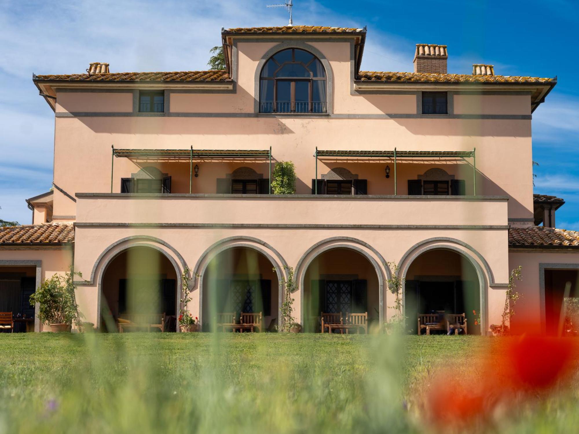 Agri Relais Il Poderaccio Di Bolsena Bagian luar foto